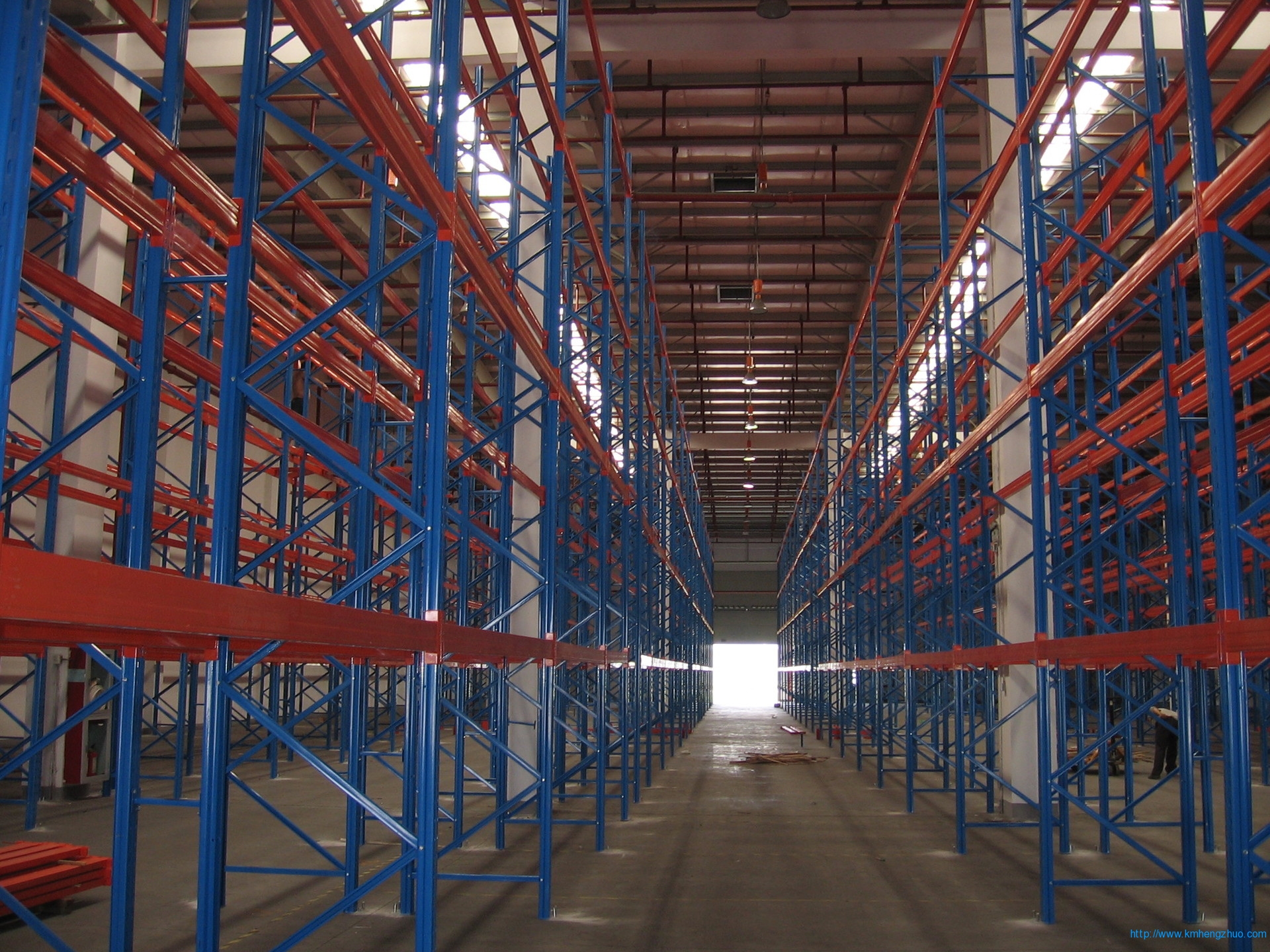 HZ-790型橫梁式貨架 重型高層倉庫貨架應用案例 HZ-790型橫梁式貨架 重型高層倉庫貨架應用案例